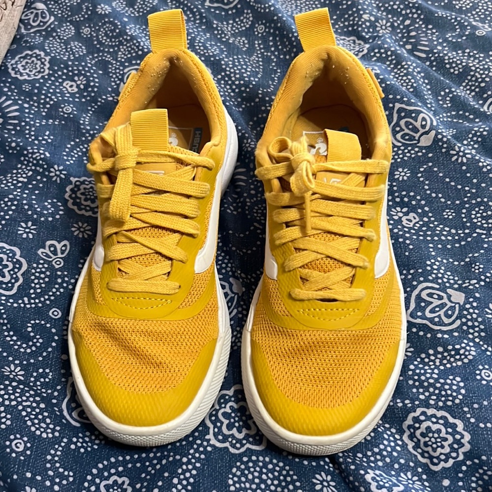 Vans Ultracush women’s size 6.5